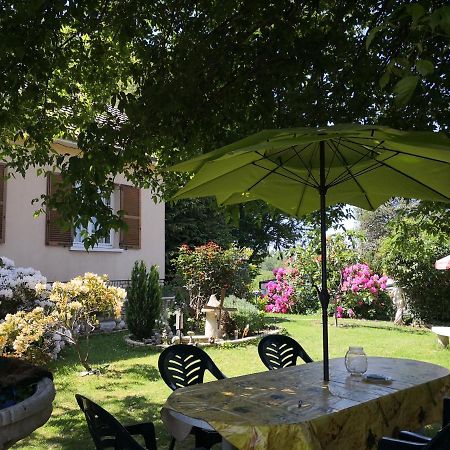 Bed and Breakfast Au Jardin Fleuri Secondigny Zewnętrze zdjęcie