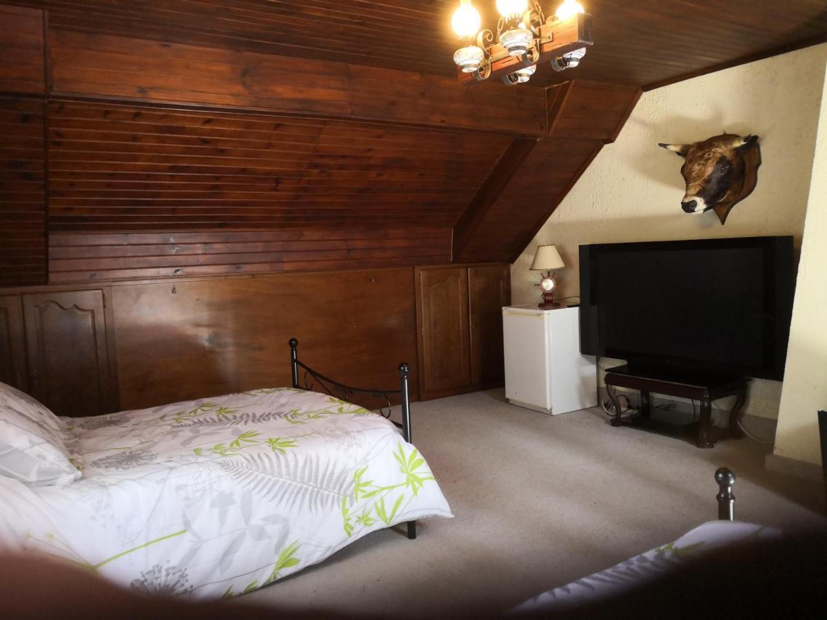Bed and Breakfast Au Jardin Fleuri Secondigny Zewnętrze zdjęcie