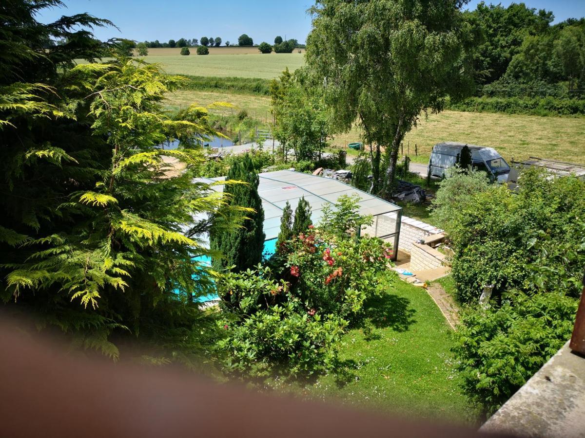 Bed and Breakfast Au Jardin Fleuri Secondigny Zewnętrze zdjęcie